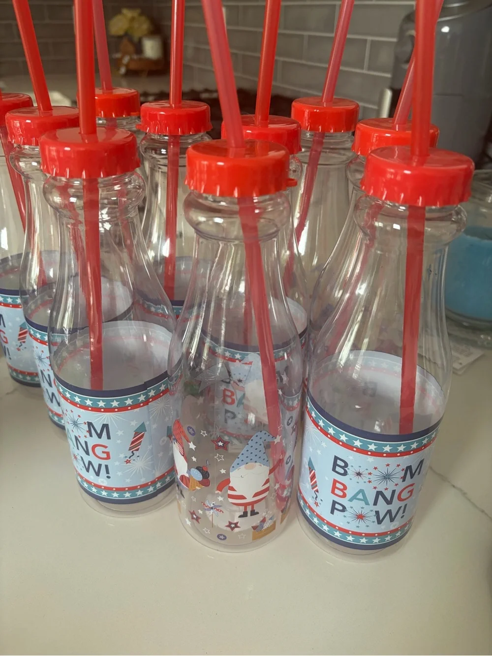 10 Patriotic Red Lid Party Plastic Drink Bottles -Clear Bottles with Straws